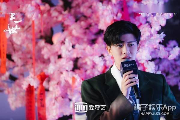 娱乐圈爆料白鹿任嘉伦,娱乐圈的甜蜜邂逅  第3张